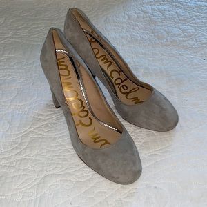 Sam Edelman Grey Nubuck Block Pumps